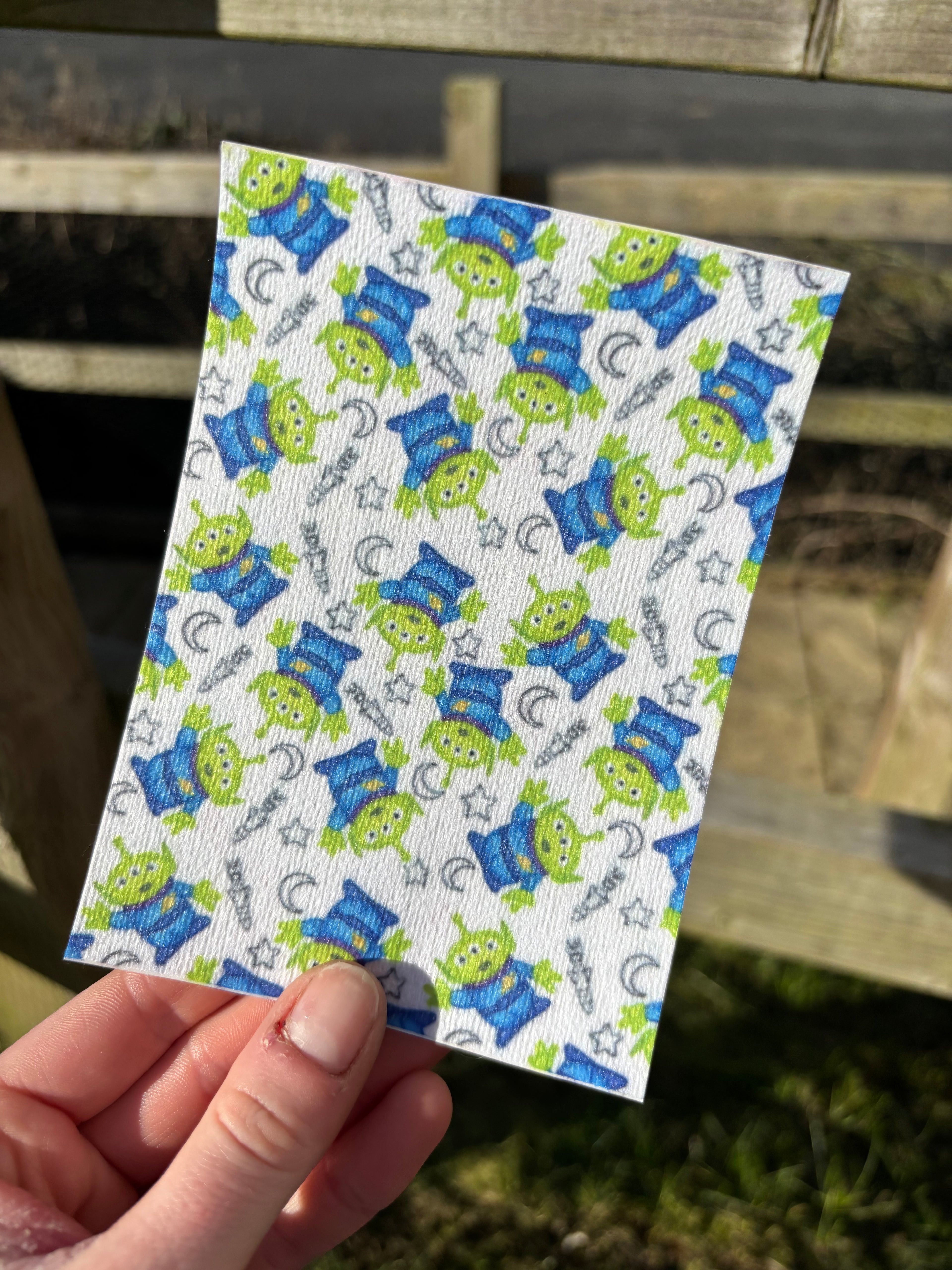 Toy aliens tubie tape | medical retention tape | ng, oxygen, stoma